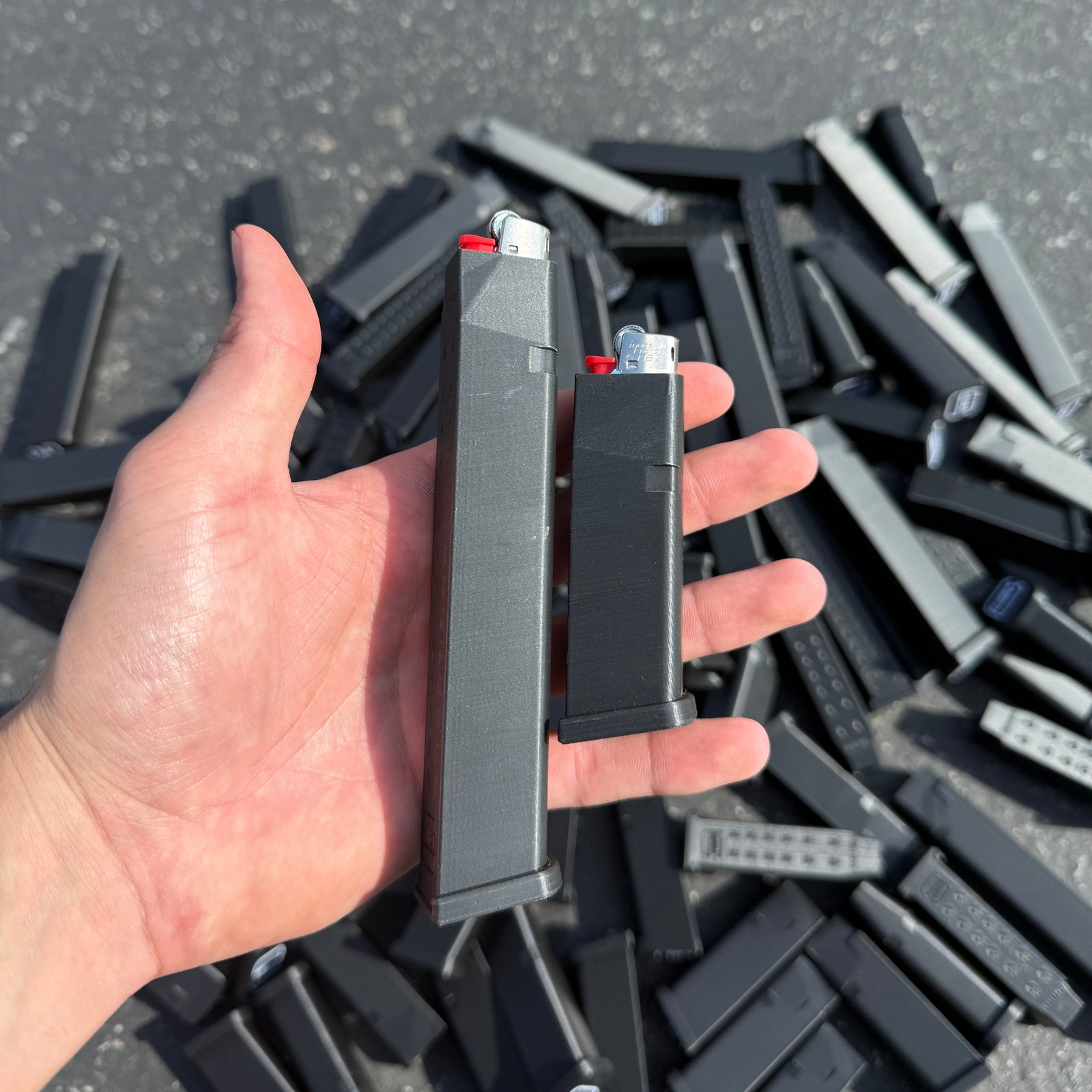 FLICK STICK (Lighter Mag)